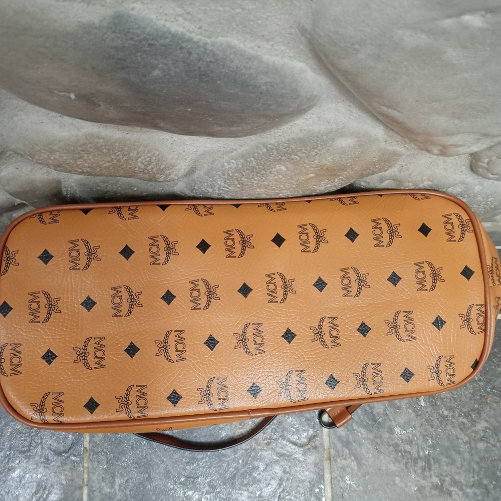 Tote and Wallet Set - Picture 7 of 11